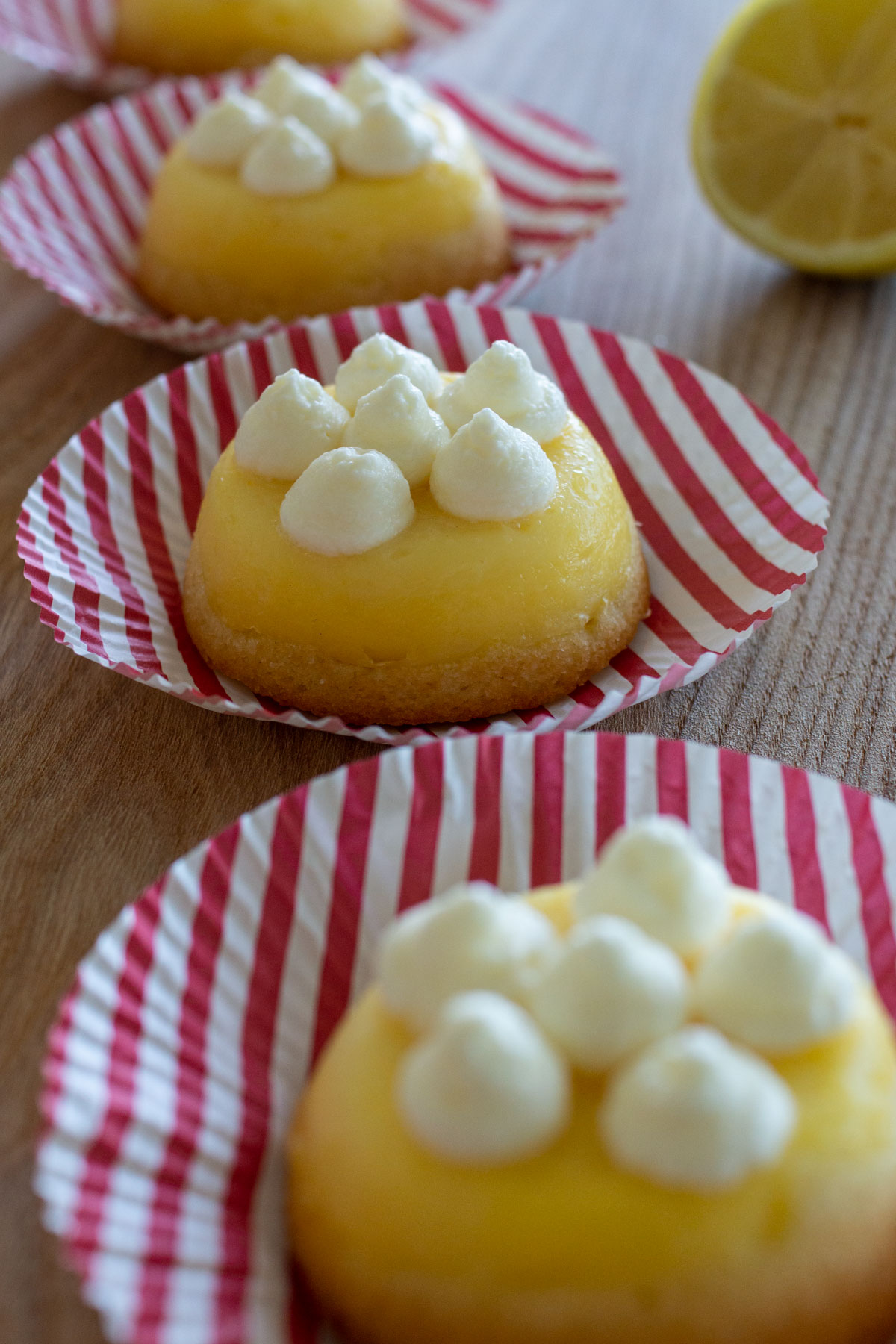 Lemon Cakes aus der Muffinform
