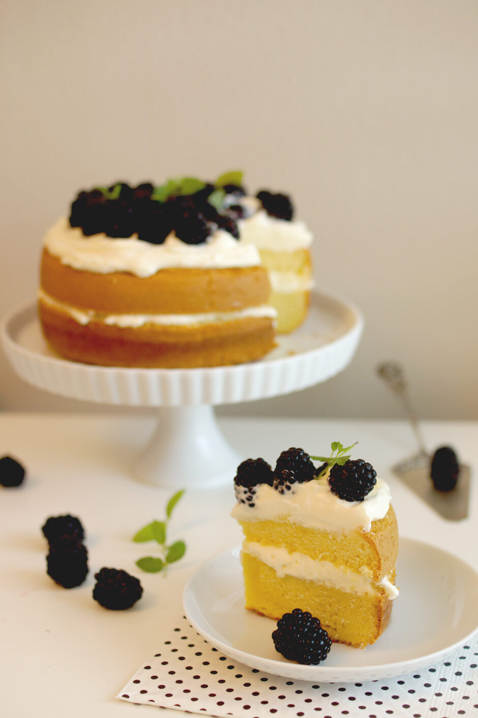 Sommerliche Brombeertorte