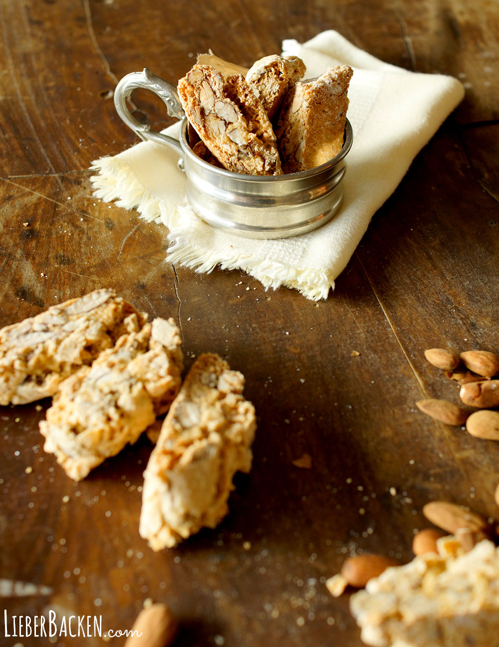 Einfaches Rezept für selbstgemachte Cantuccini