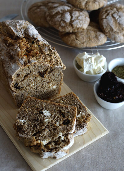 Tomaten Feta Brot