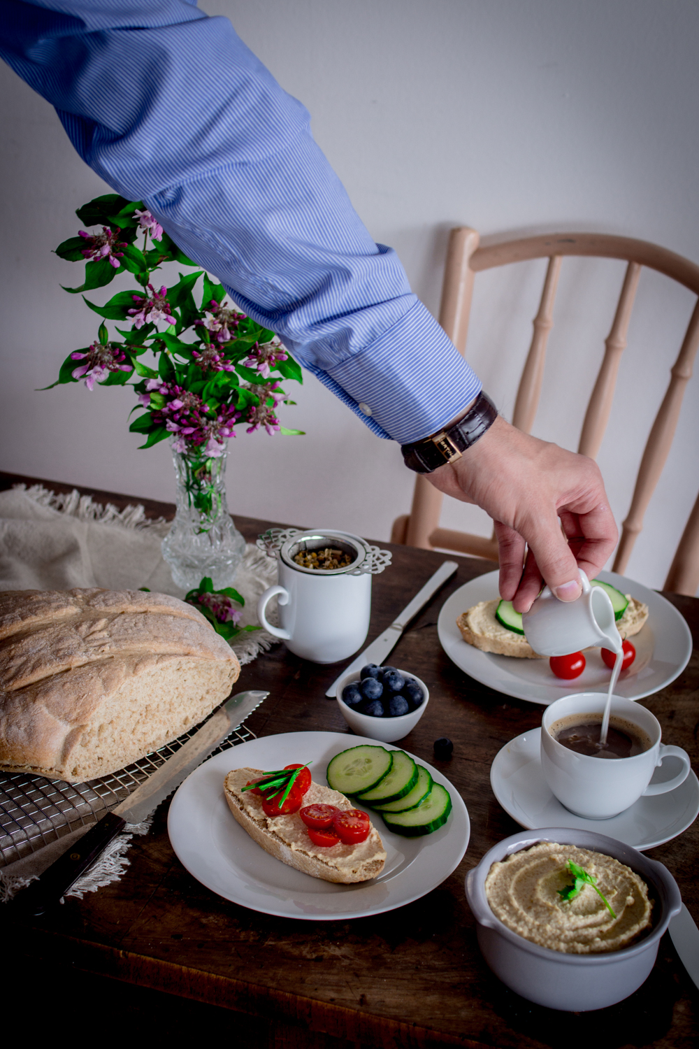 Dinkelbrot mit Hummus / Rezepte