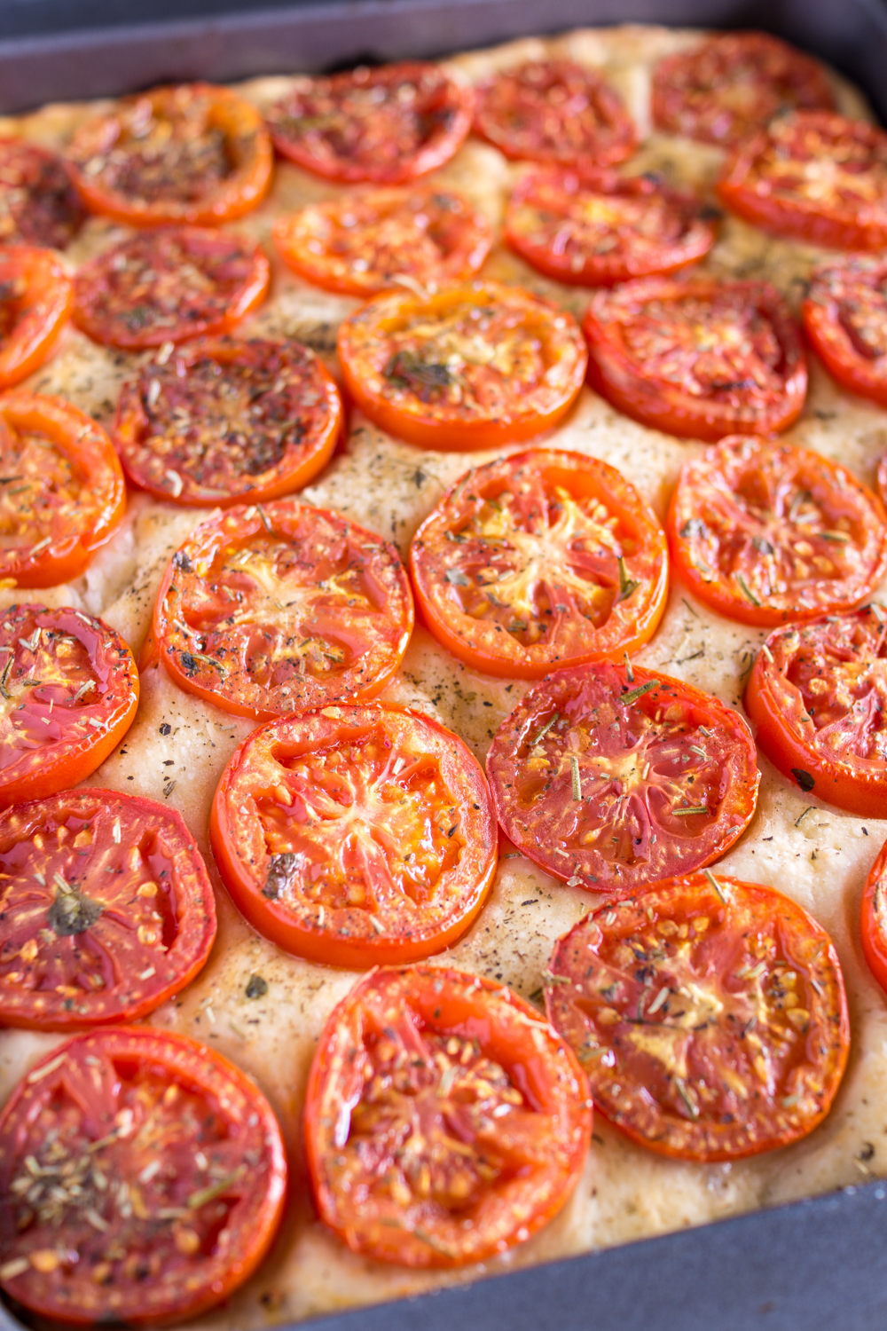 Tomaten-Focaccia "in the making" - leckeres Fingerfood-Rezept