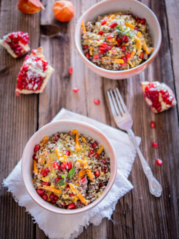 Herbstliche Quinoa Bowl mit Zitronen Senf Dressing