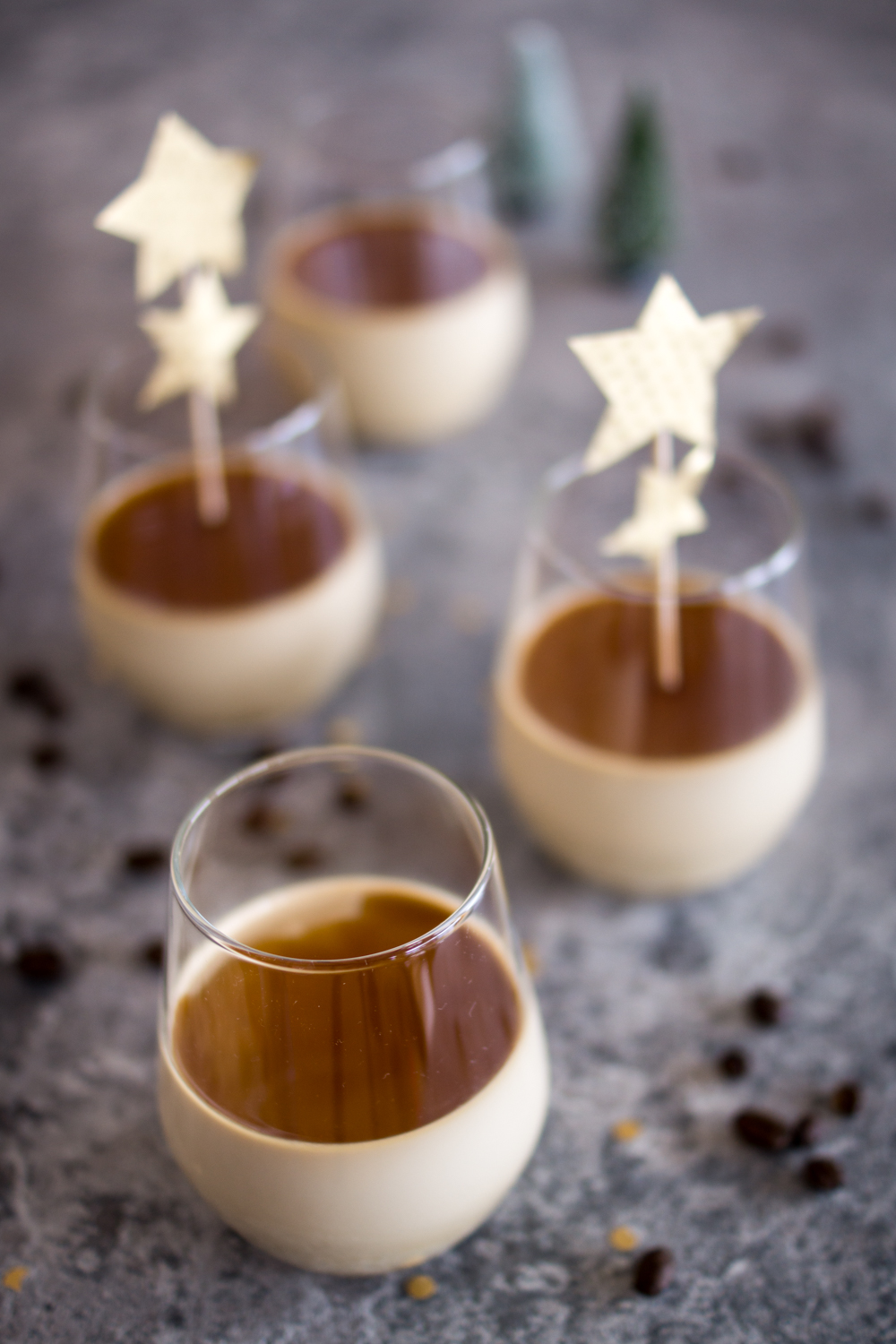 Espresso Panna Cotta mit Kaffeelikör