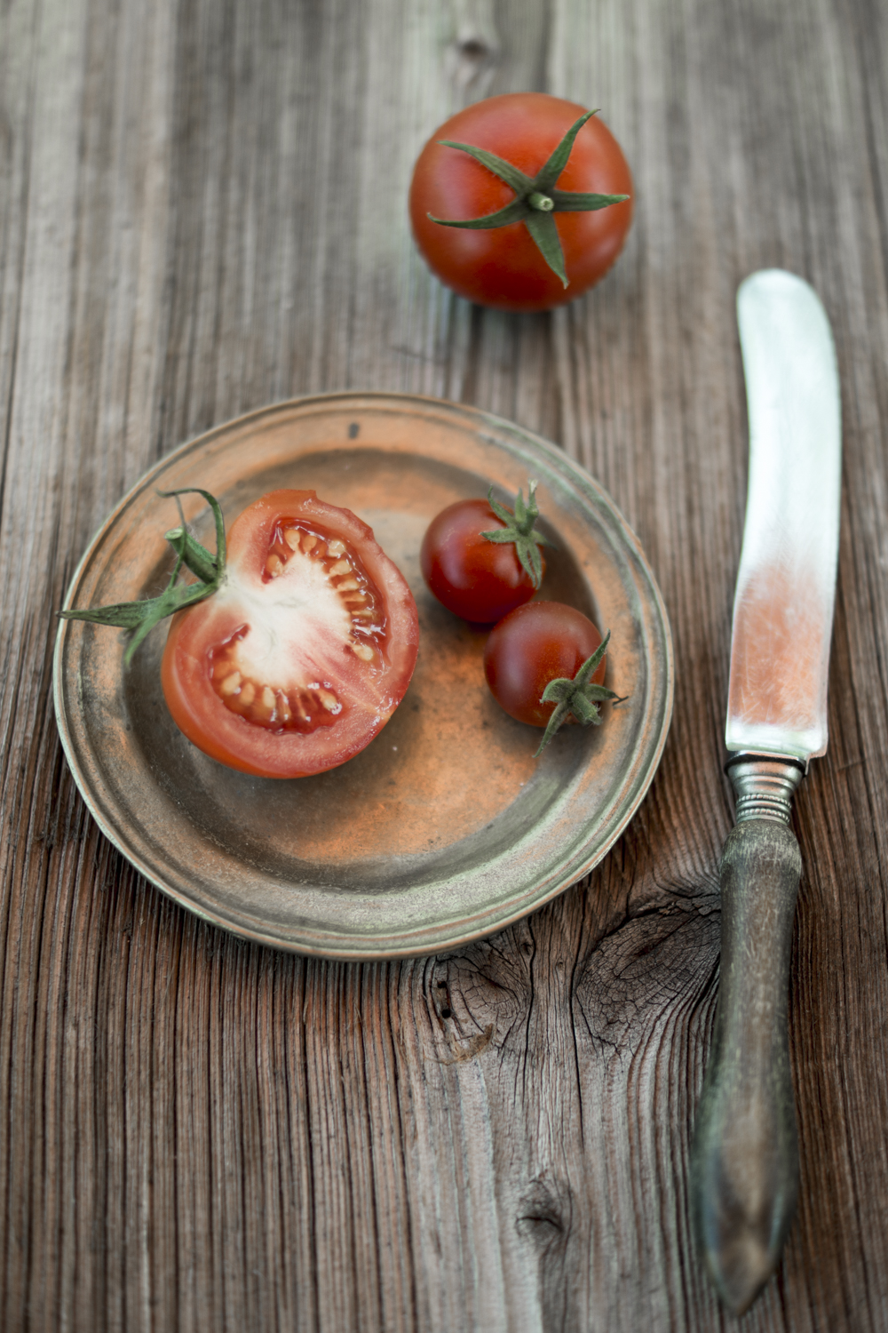 Tomatenernte im Garten