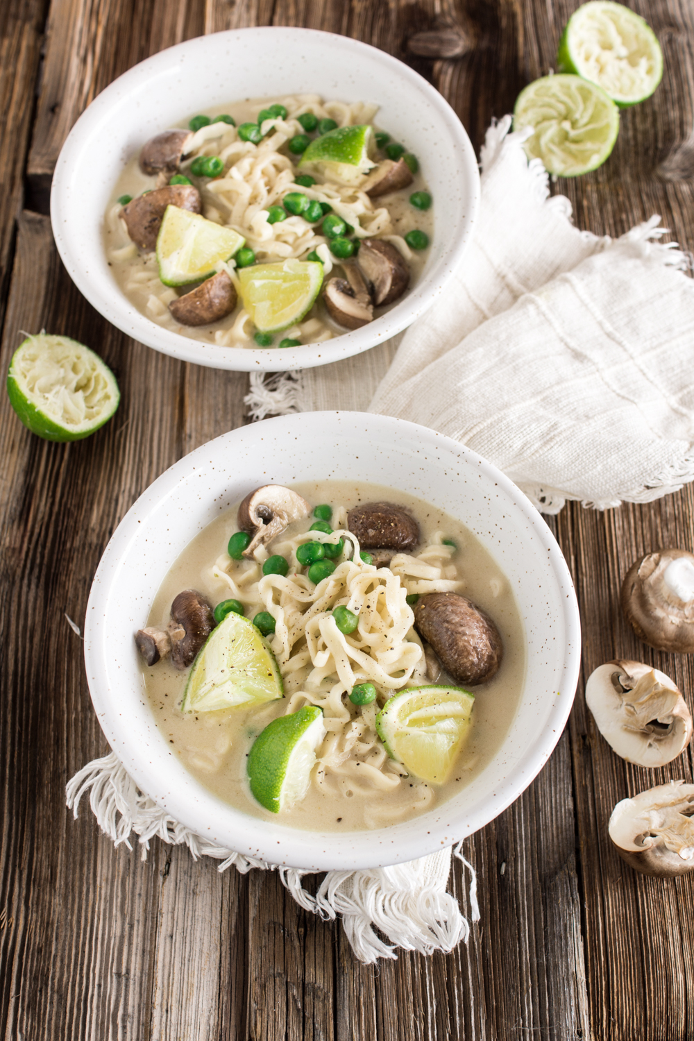 Asiatische Erdnuss-Limettensuppe | Asia Suppe #Rezept