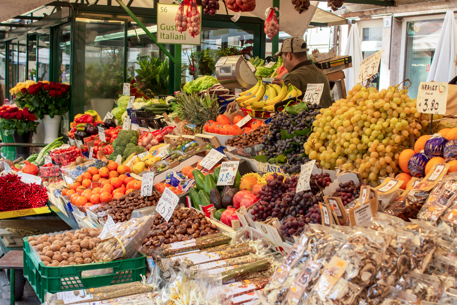 Markt am Obstplatz in Bozen - Kurztip nach Bozen: Alles, was du wissen musst!