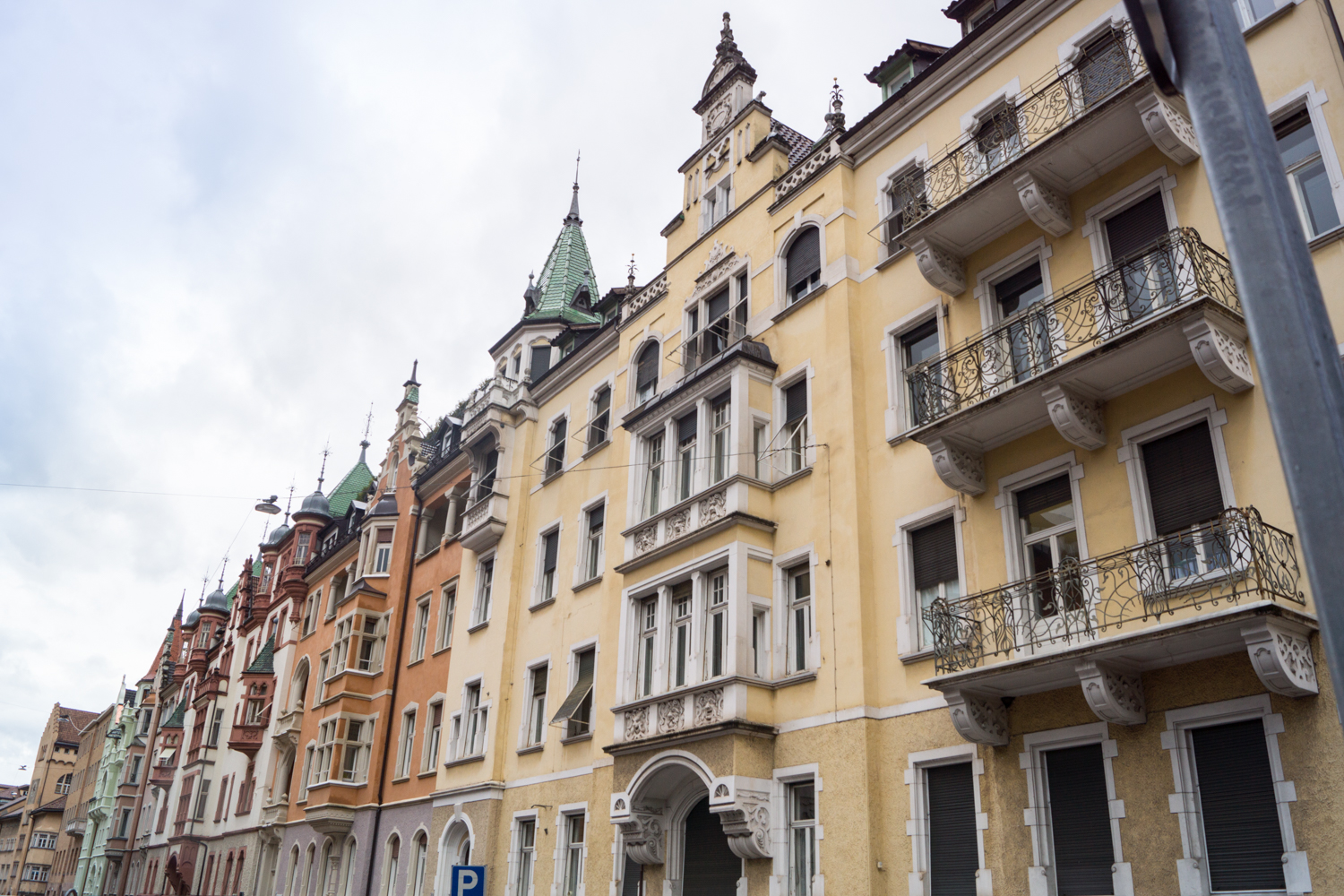 Sparkassenstraße in Bozen | Ein Stadtrundgang durch Südtirols Hauptstadt: die besten Tipps, Sehenswürdigkeiten und Empfehlungen