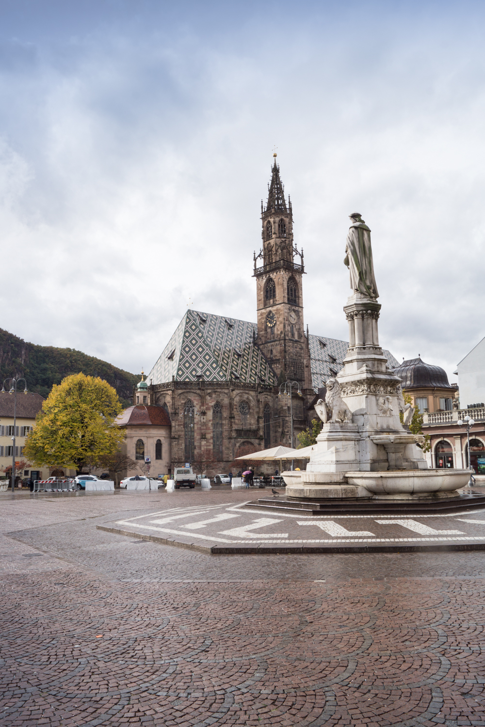 Bozen Waltherplatz und Dom Maria Himmerfahrt: Kurztrip nach Bozen - Sehenswürdigkeiten und Tipps