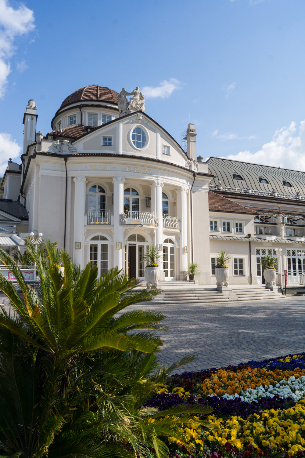 Kurhaus an der Meraner Promenade | Die besten Sehenswürdigkeiten und Tipps | Südtirol - Meran