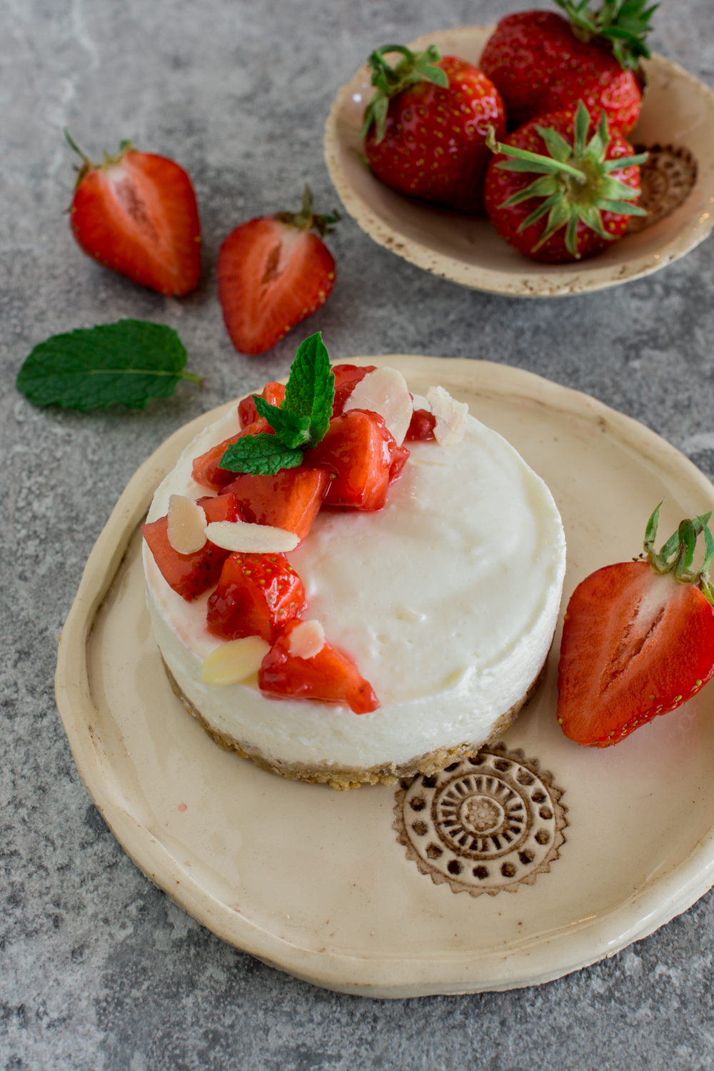 No bake Cheesecake | Mini-Törtchen mit Erdbeeren