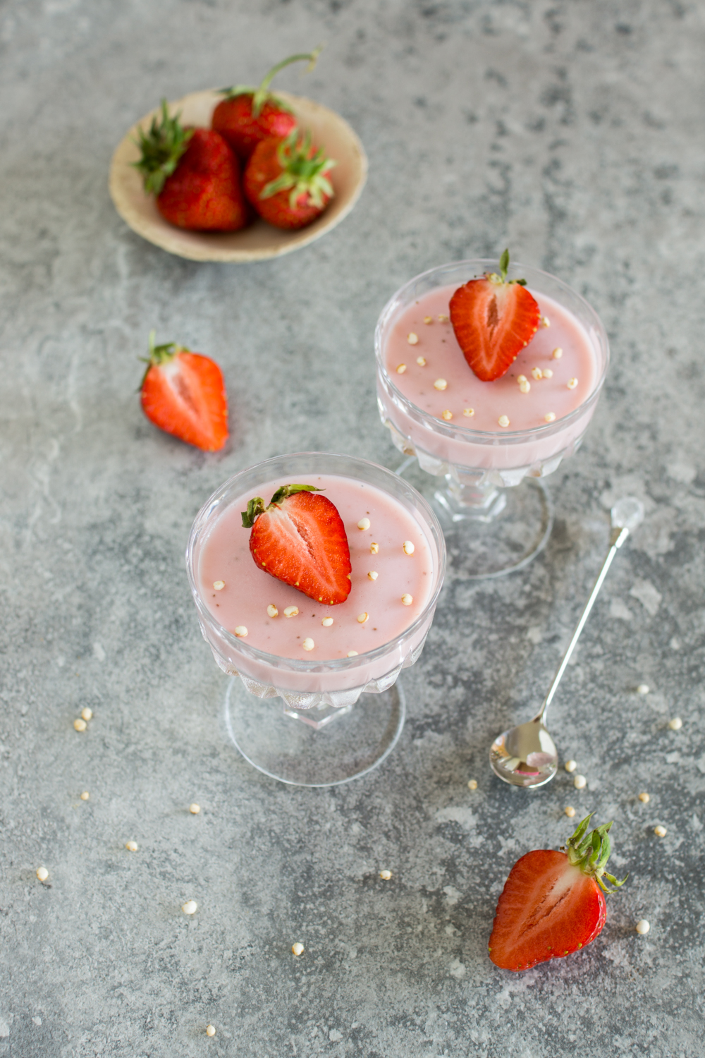 Leckeres Rezept: Dessert im Glas | Erdbeercreme mit Buttermilch