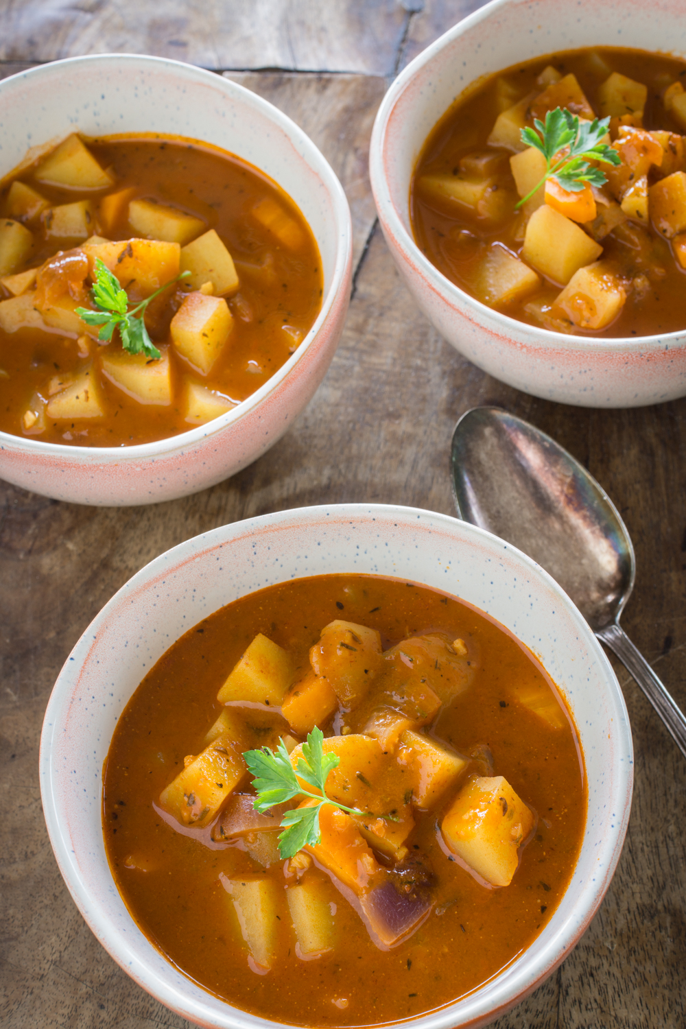Vegetarisches Kartoffelgulasch | Tolles Rezept zum Ausdrucken!