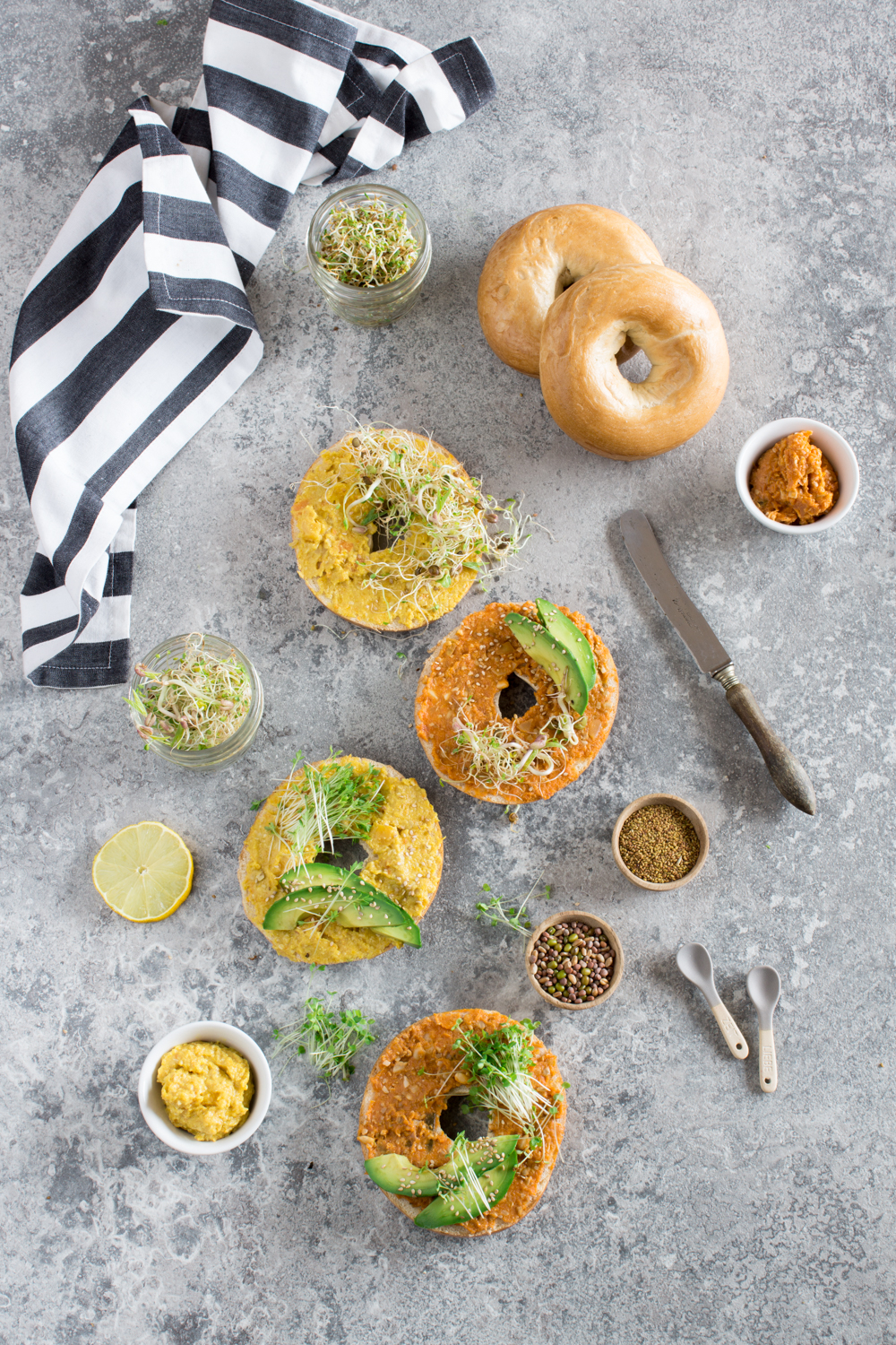 Healthy Bagels with #microgreens 