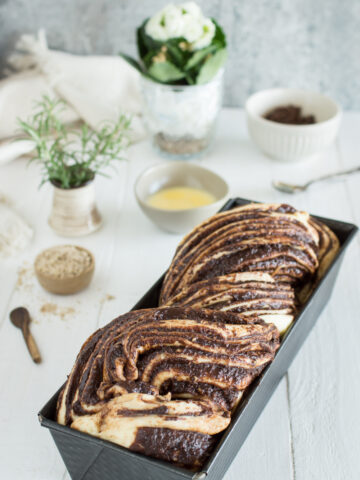 Schoko-Nuss Babka vs. Striezel - Leckeres Rezept