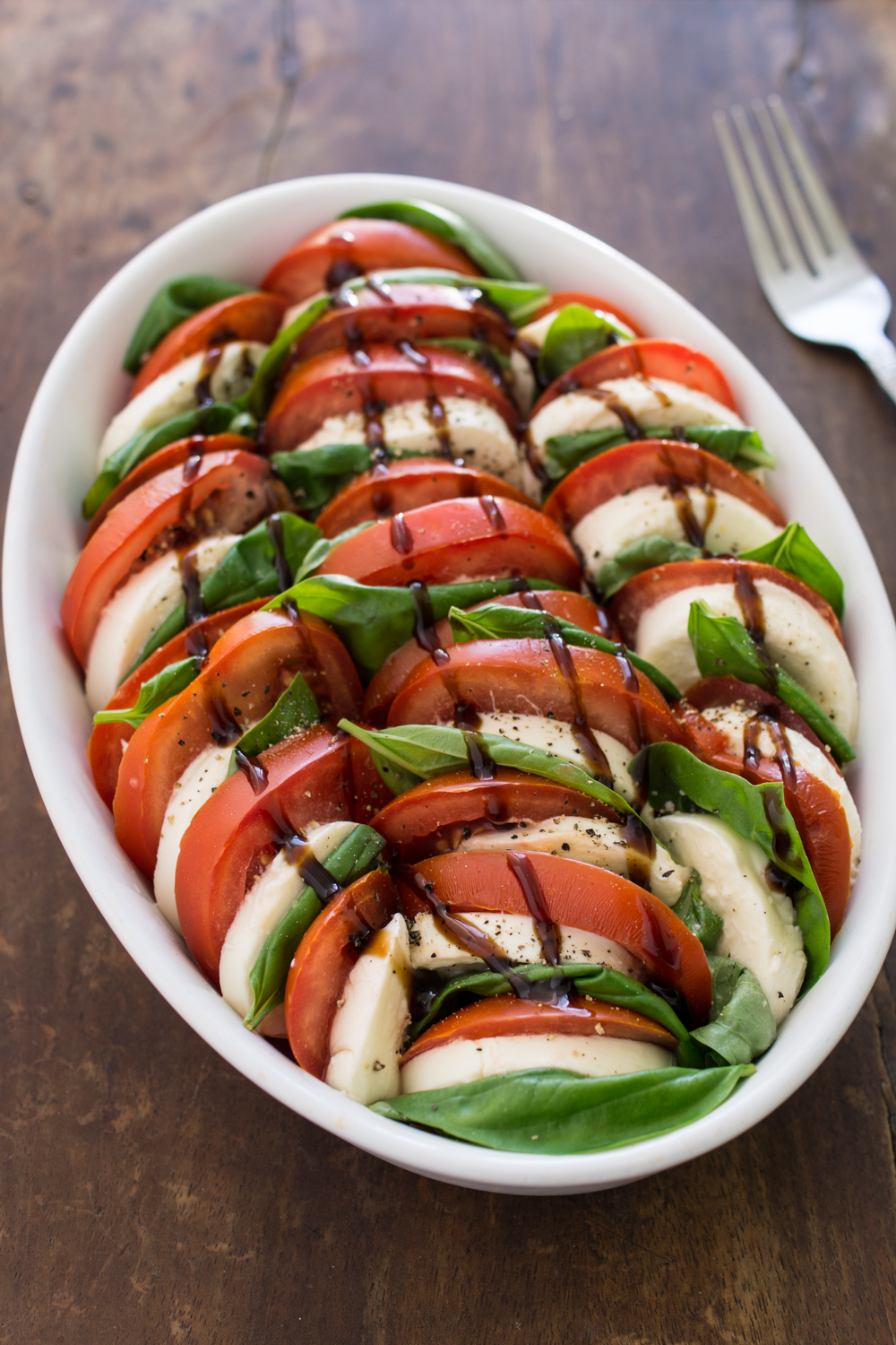 Caprese-Salat Rezept mit Balsamico | Perfekt für Gäste | Kalte Vorspeisen und Partyfood | Schnelles Rezept