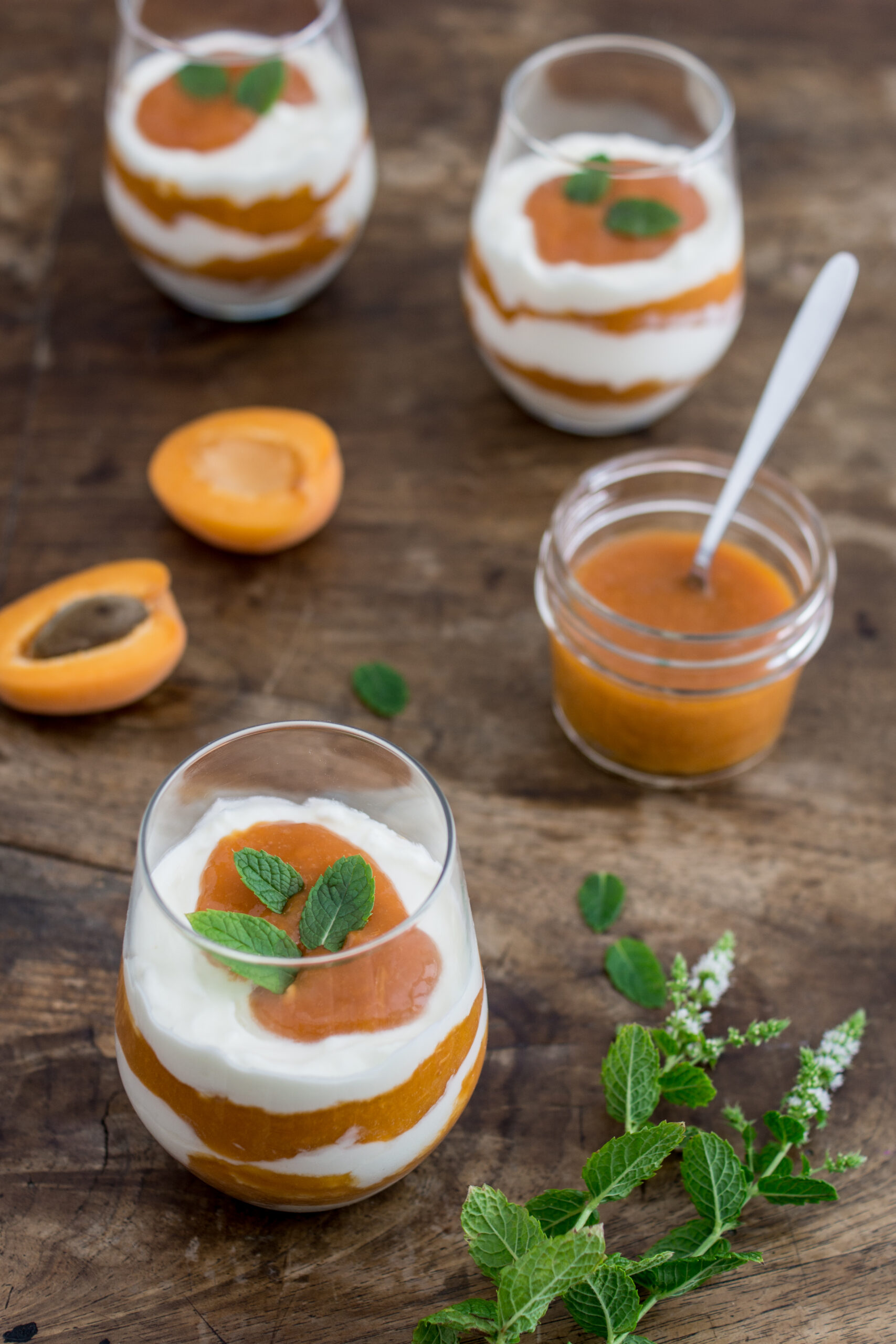 Sommerliche Mascarponecreme mit Fruchtmus | Einfaches und schnelles Rezept zum Ausdrucken