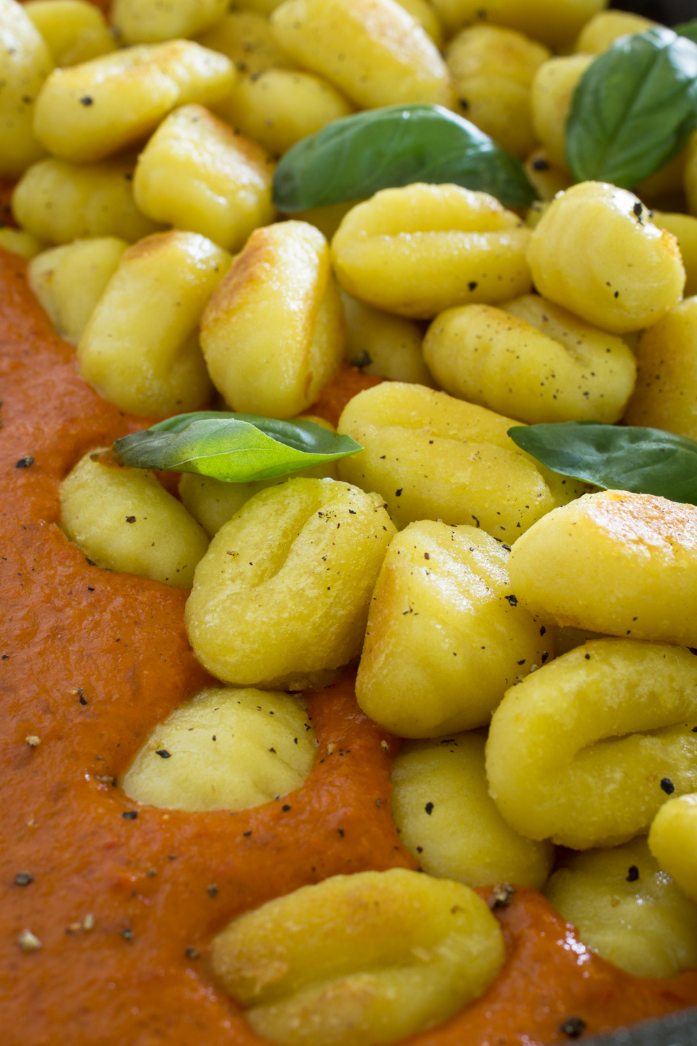 Gnocchi-Pfanne: Einfaches Rezept mit veganer Paprika Sauce