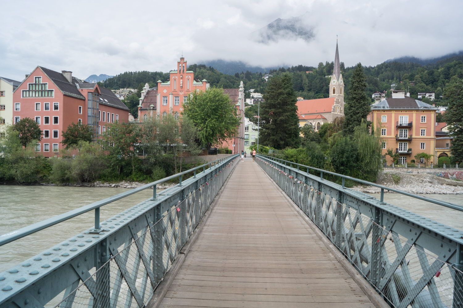 Innsbruck Reise-Guide: Reisezeit, Sehenswürdigkeiten, Tipps: Alles, was du für deinen Urlaub in Innsbruck wissen musst!