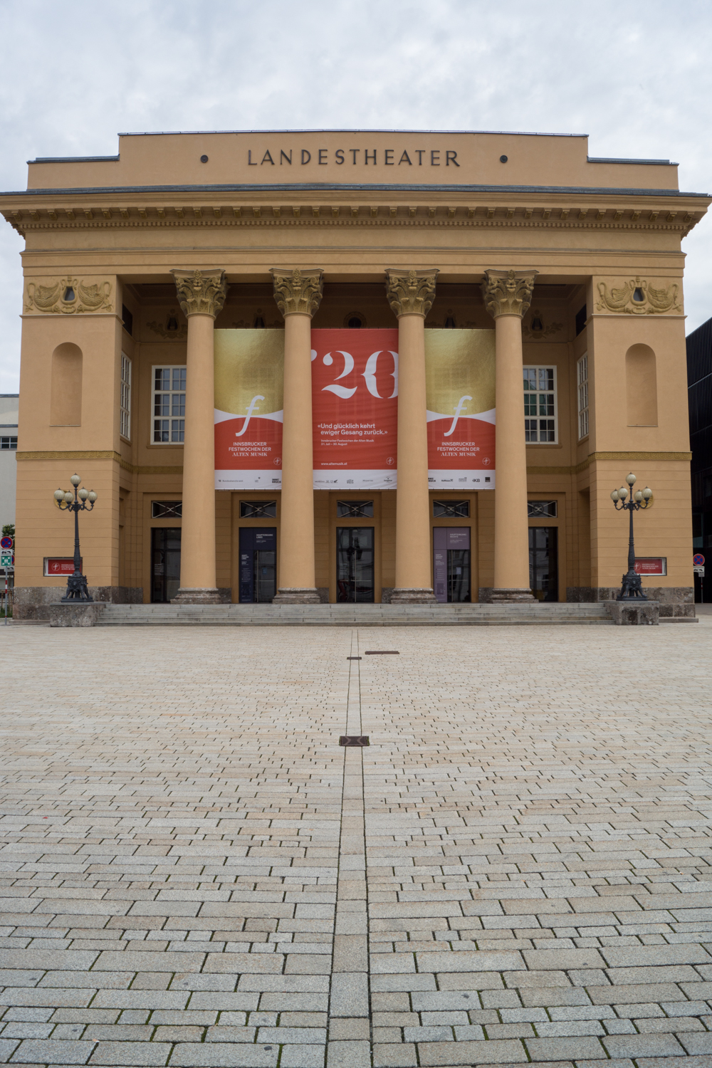 Landestheater Innsbruck | Sehenswürdigkeiten in Innsbruck und Umgebung | Alles, was du wissen musst!