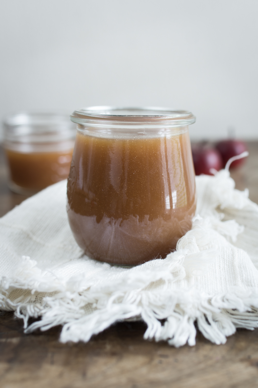 Salzkaramell für Desserts und Eis - Einfaches Rezept für leckere Karamellsauce