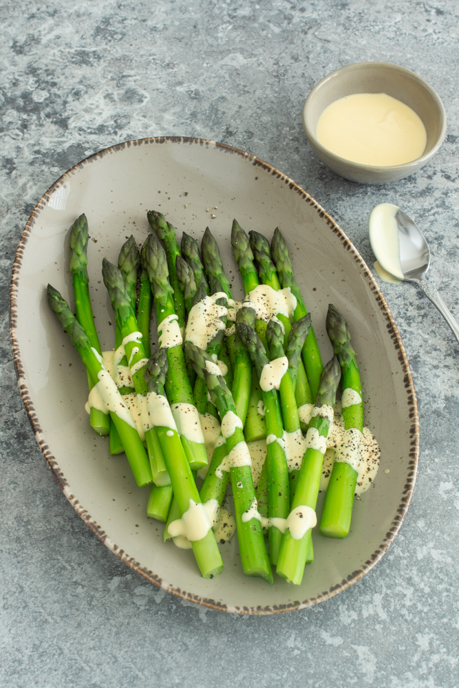 Spargel kochen - Grundrezept für grünen Spargel - LieberBacken