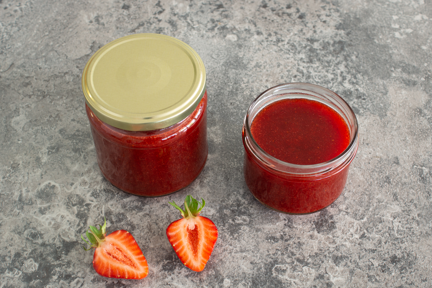 Feine Marmelade mit Erdbeeren selber machen - Schnelles Rezept