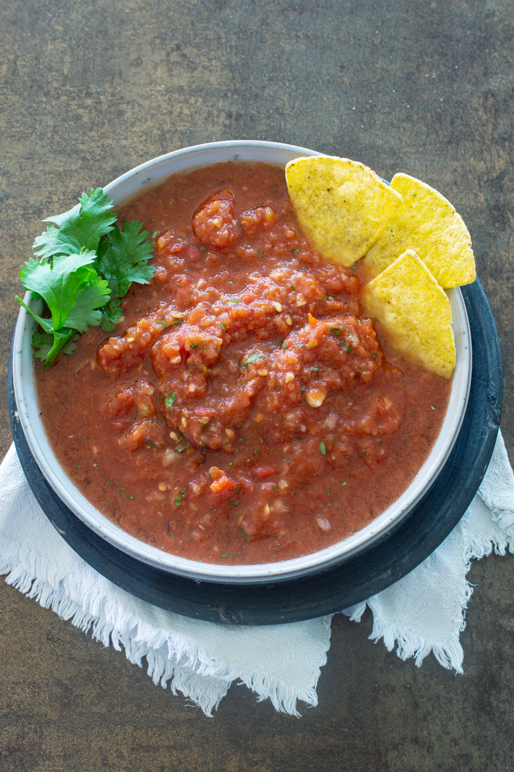 Milde Tomaten-Salsa, perfekt als Dip für Nachos