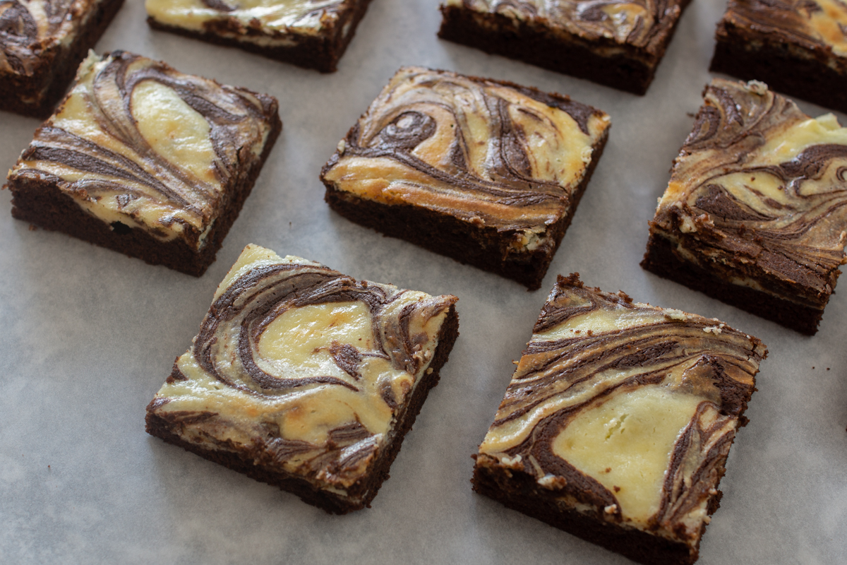 Cheesecake Brownies - Einfaches Rezept zum Ausdrucken