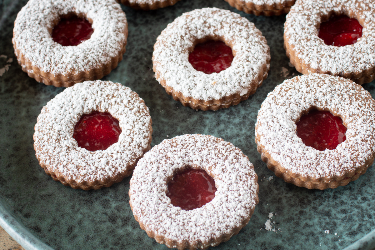 Spitzbuben mit Schokomürbteig