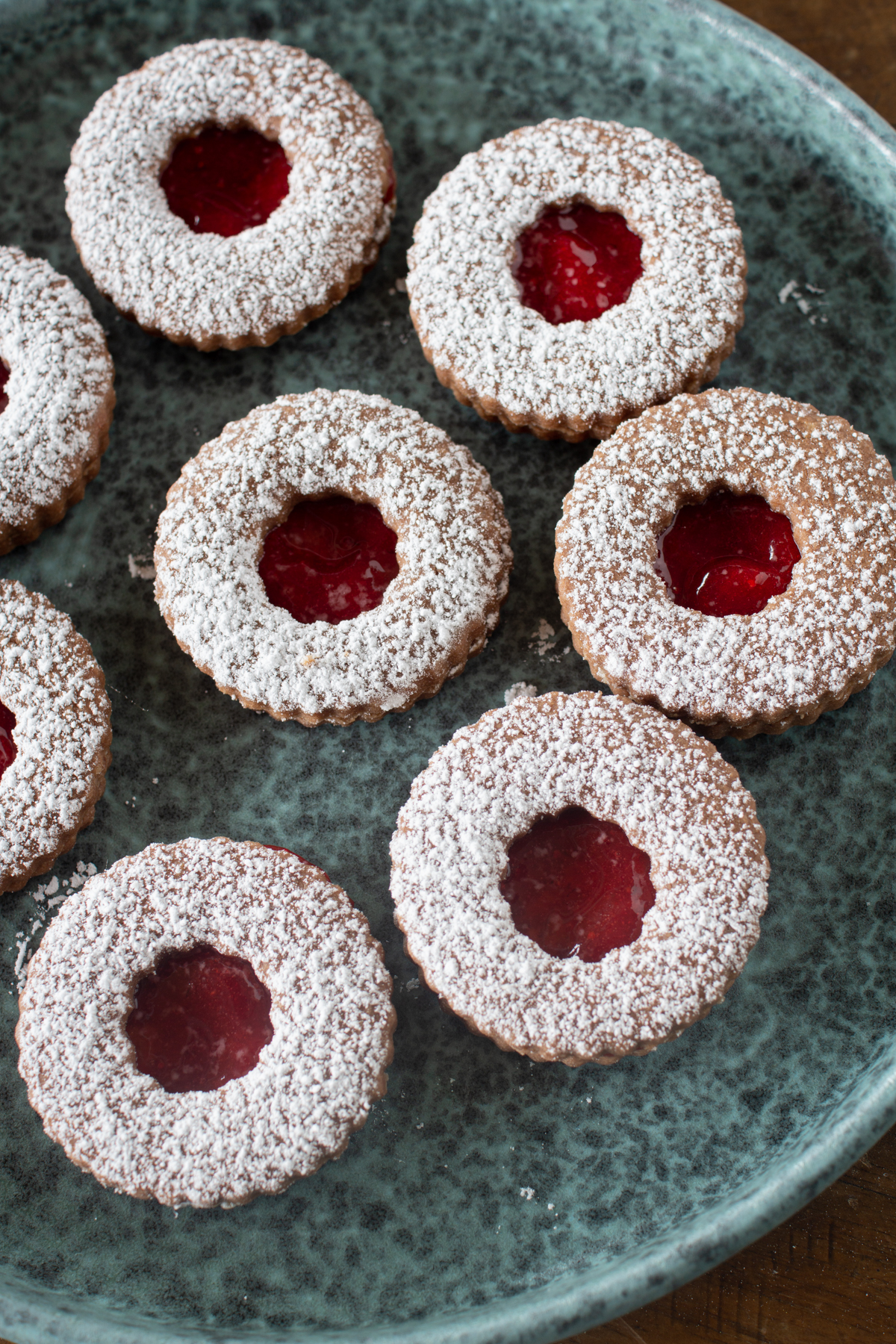 Spitzbuben mit Schoko-Mürbteig - einfaches und leckeres Rezept