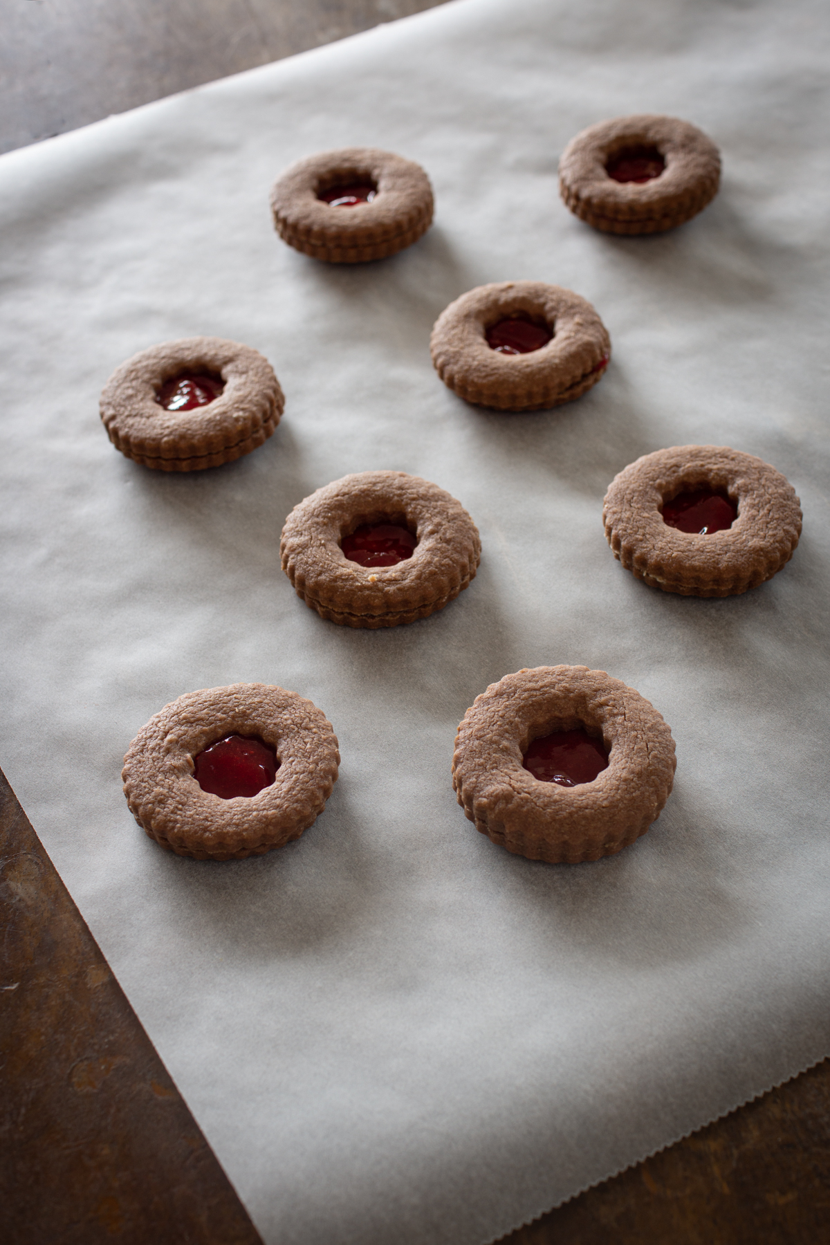 Schoko-Linzer aus Schoko-Mürbteig