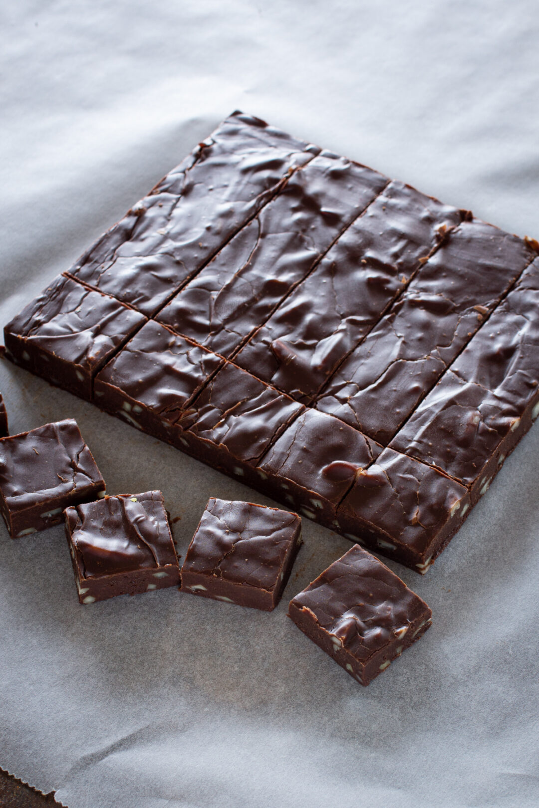 Schoko-Trüffel mit Mandelsplittern - LieberBacken