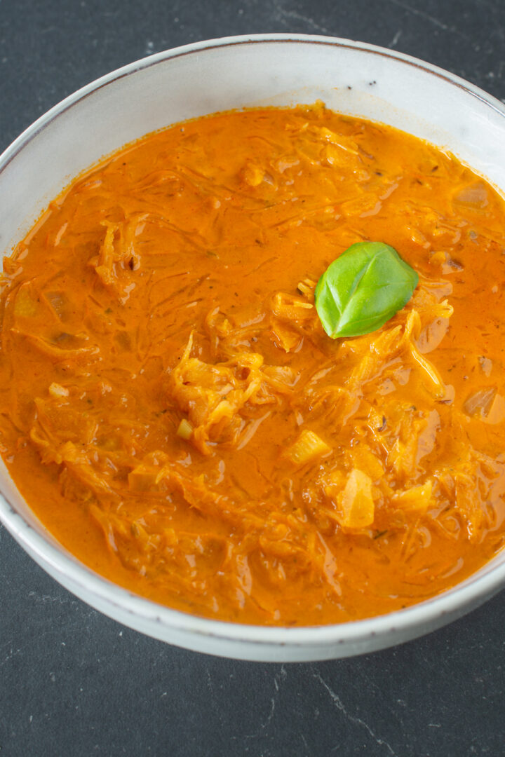 Schnelle Sauerkraut-Suppe - LieberBacken