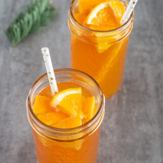 Winterlicher Orangendrink für die Weihnachtszeit