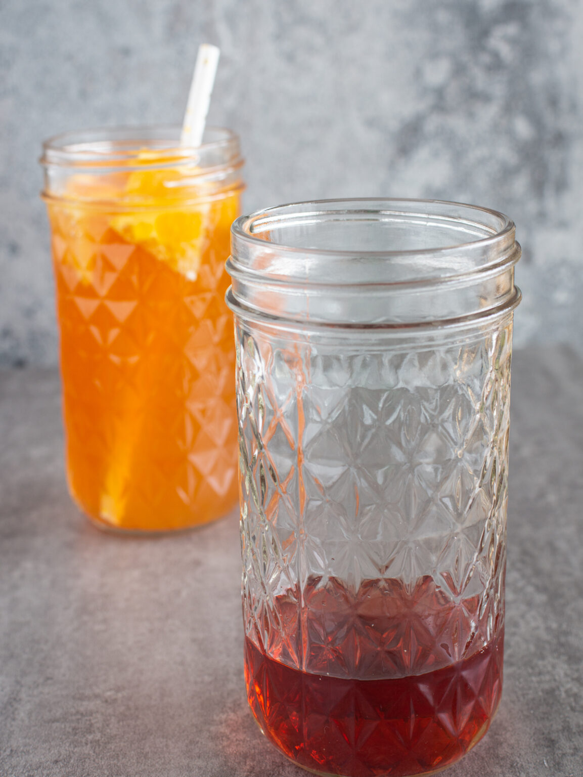 Weihnachtlicher Cocktail mit Orangenlikör - LieberBacken