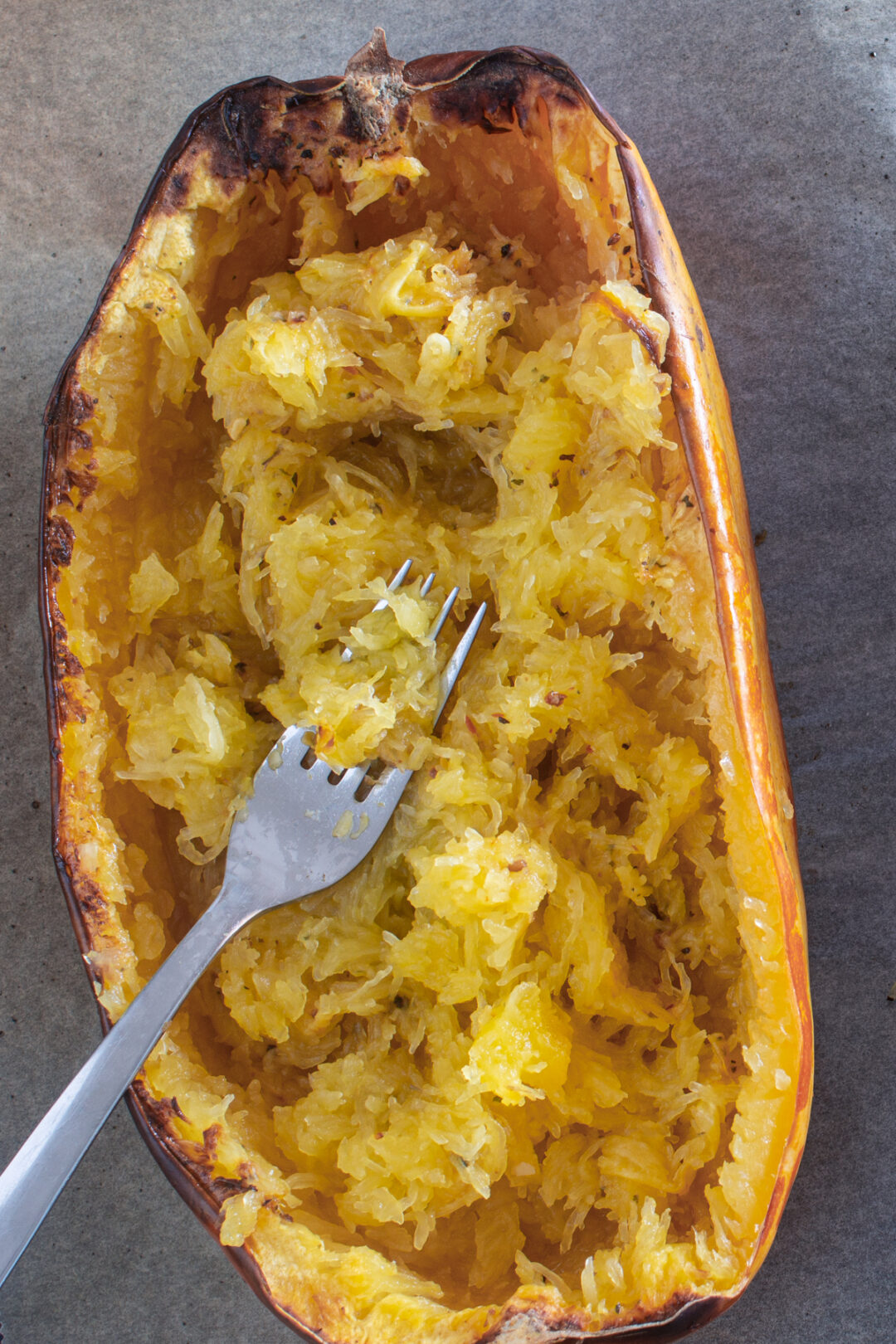 Spaghettikürbis im Ofen richtig zubereiten - LieberBacken