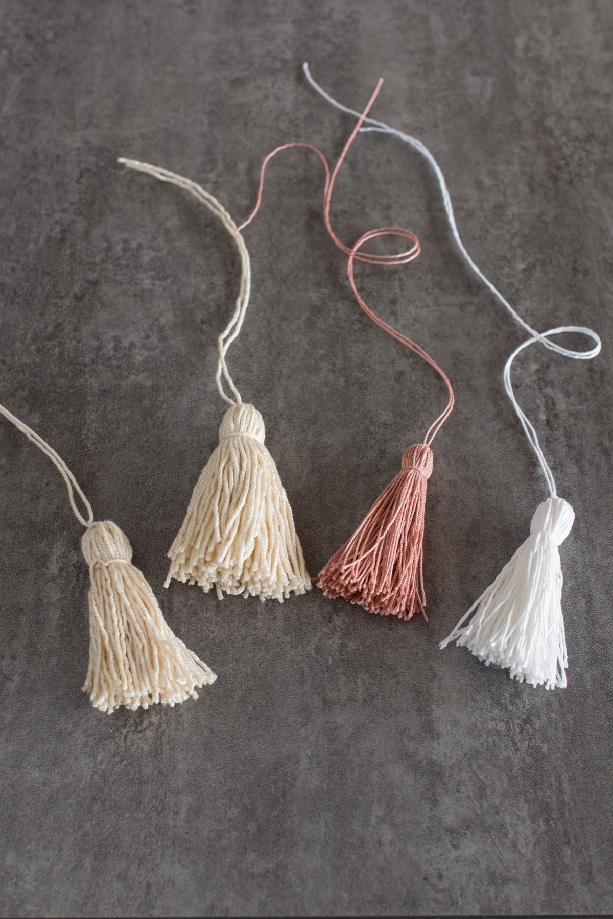 Quasten aus Garn | Tassel DIY - einfache Anleitung