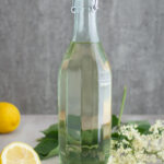 Holunderblütensirup selber machen | Einfaches Rezept