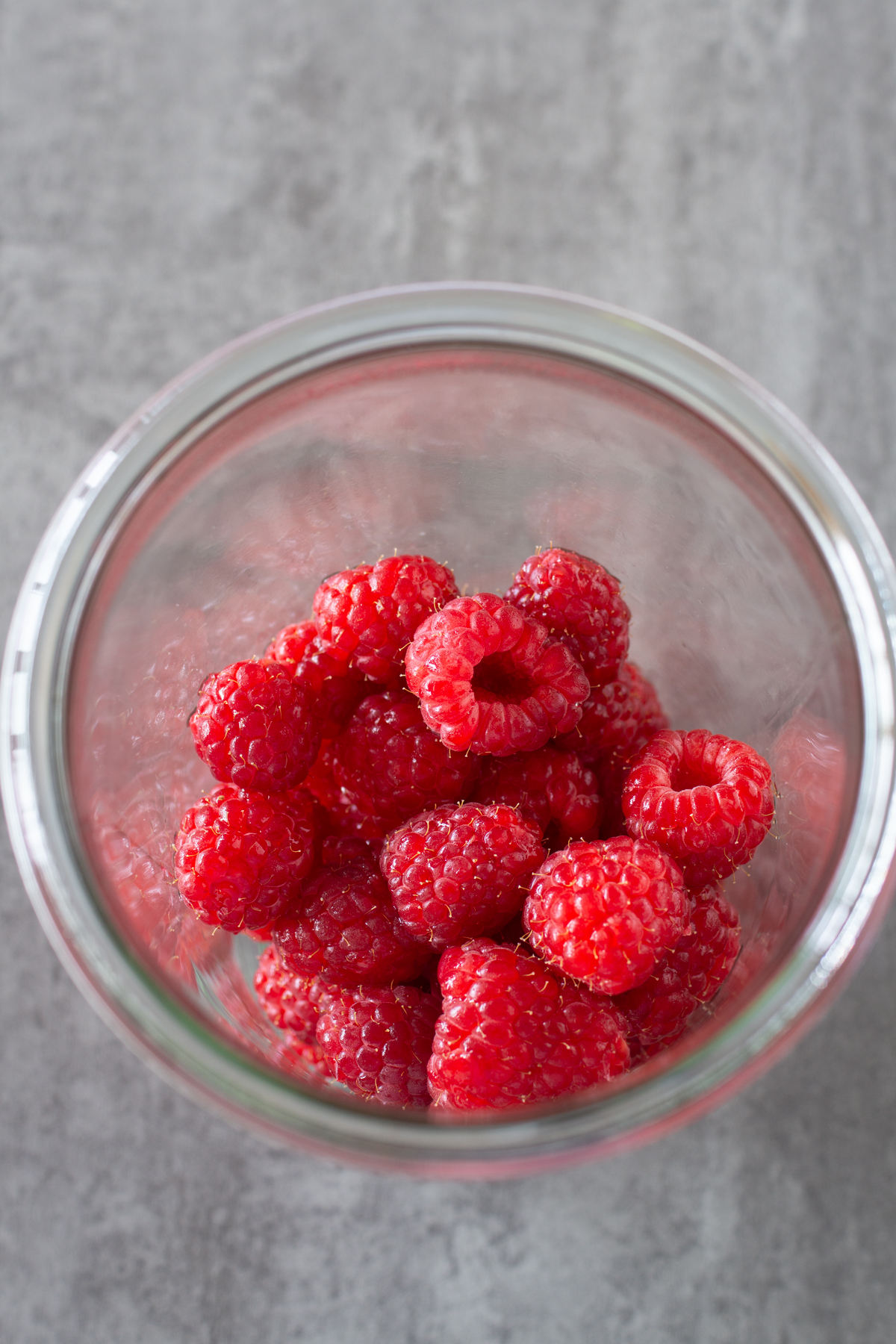 Himbeeren im Glas - Schritt für Schritt Rezept für Himbeeressig