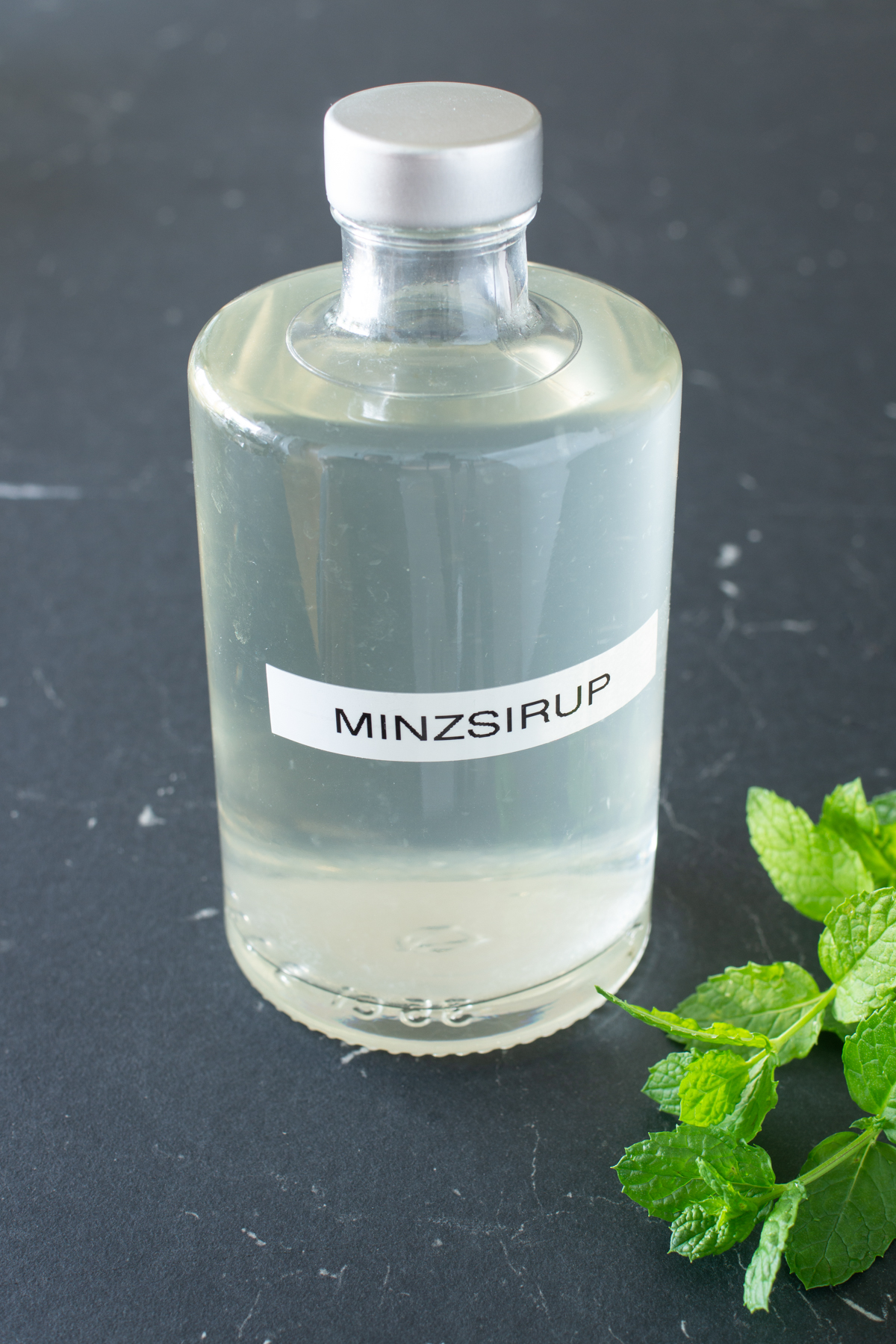 Pfefferminzsirup selber machen