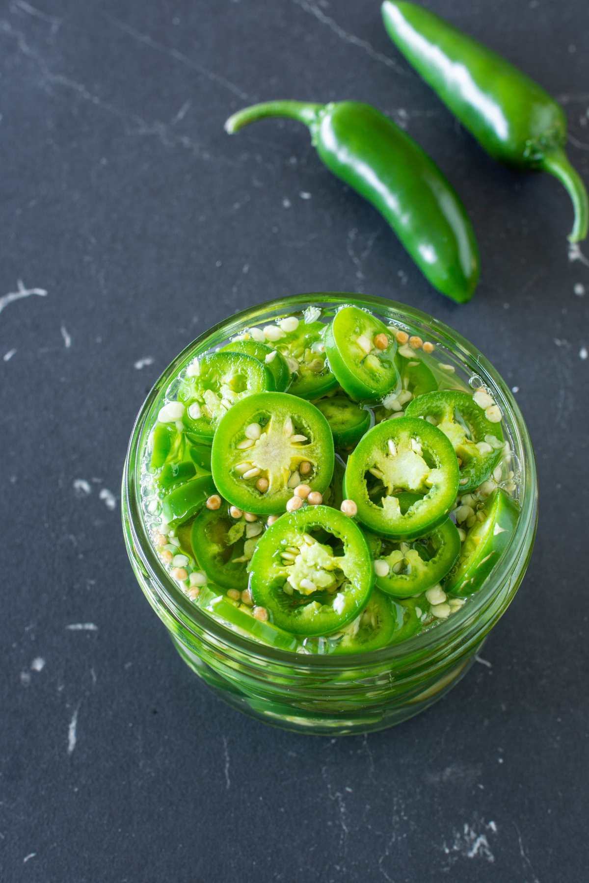 Einfaches Rezept um Jalapenos einzulegen