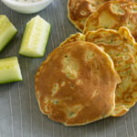 Zucchinibrot-Puffer