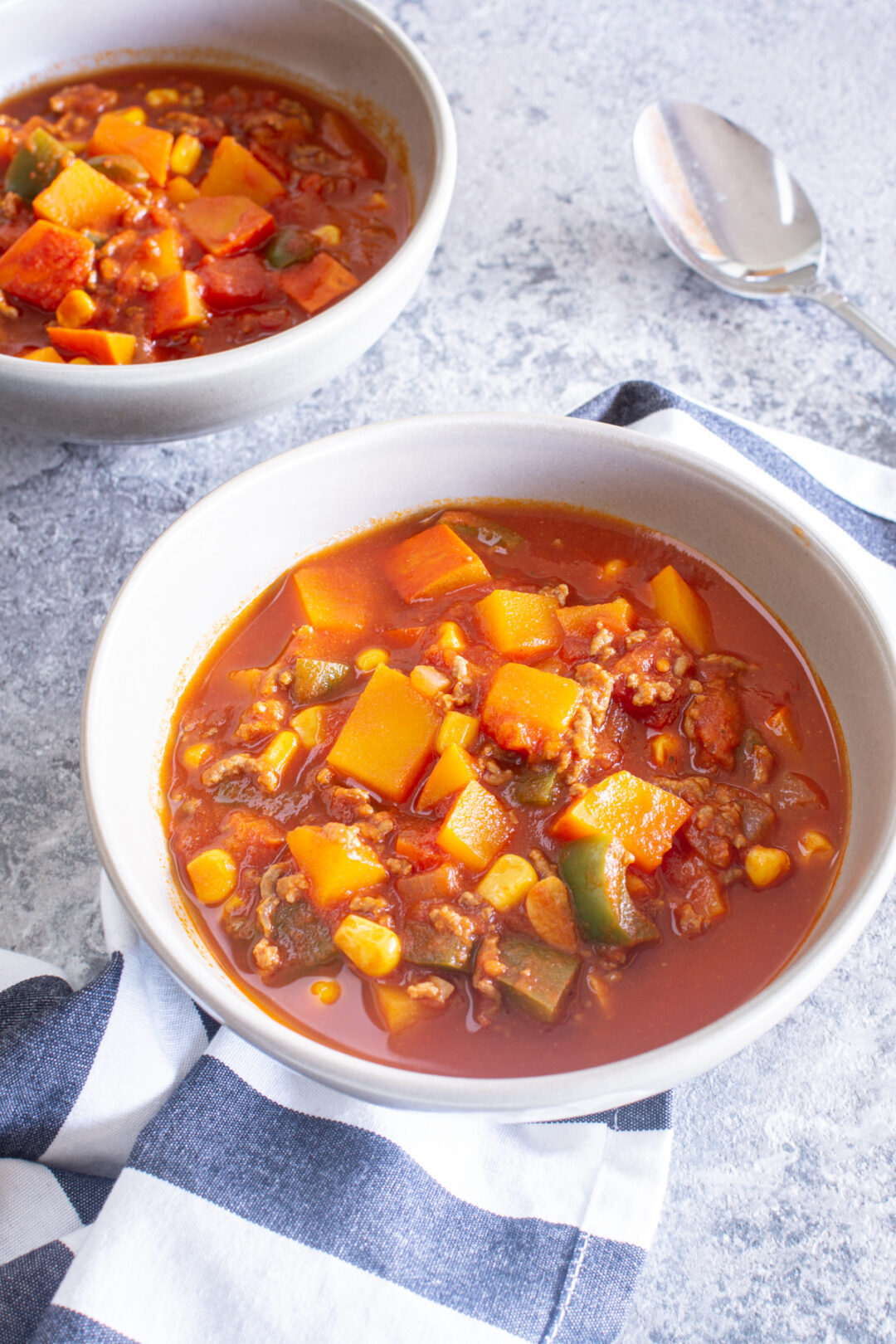 Kürbis con Carne | Herbstlicher Eintopf - LieberBacken