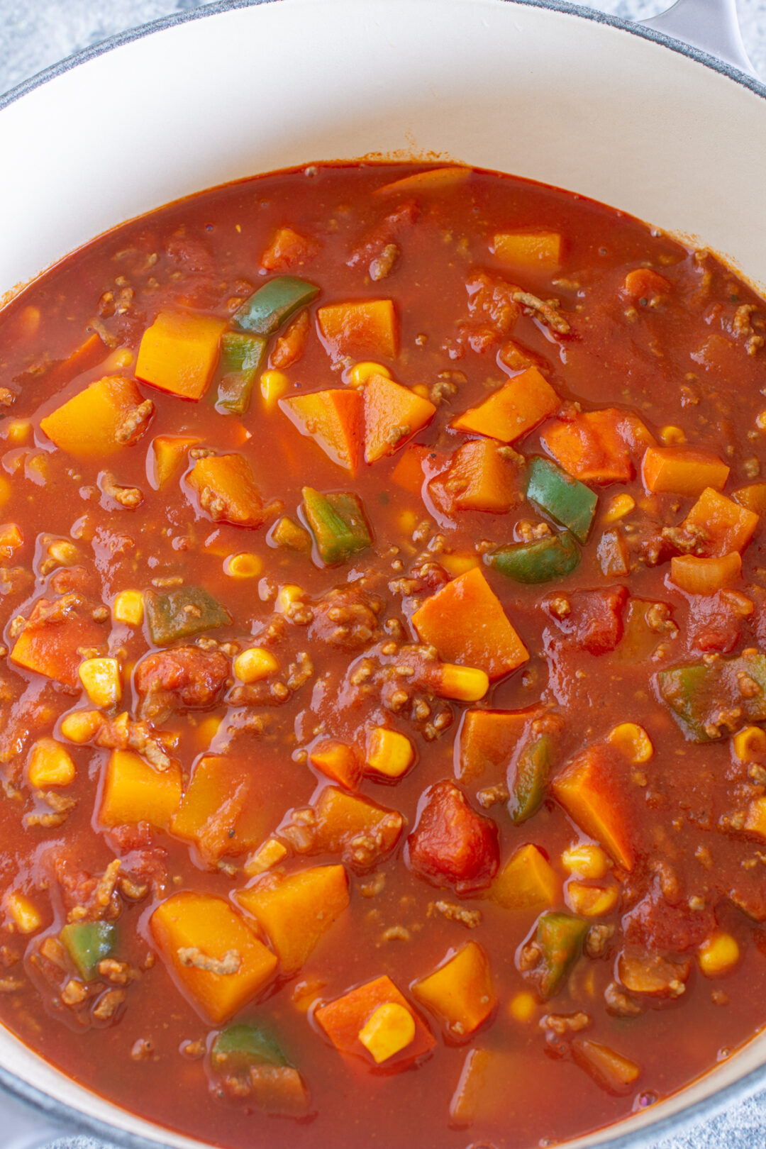 Kürbis con Carne | Herbstlicher Eintopf - LieberBacken