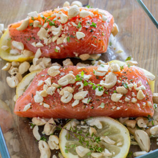 Ofengericht: Lachs mit Cashews