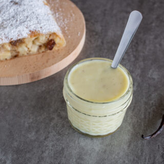 Grundrezept für Vanillesauce
