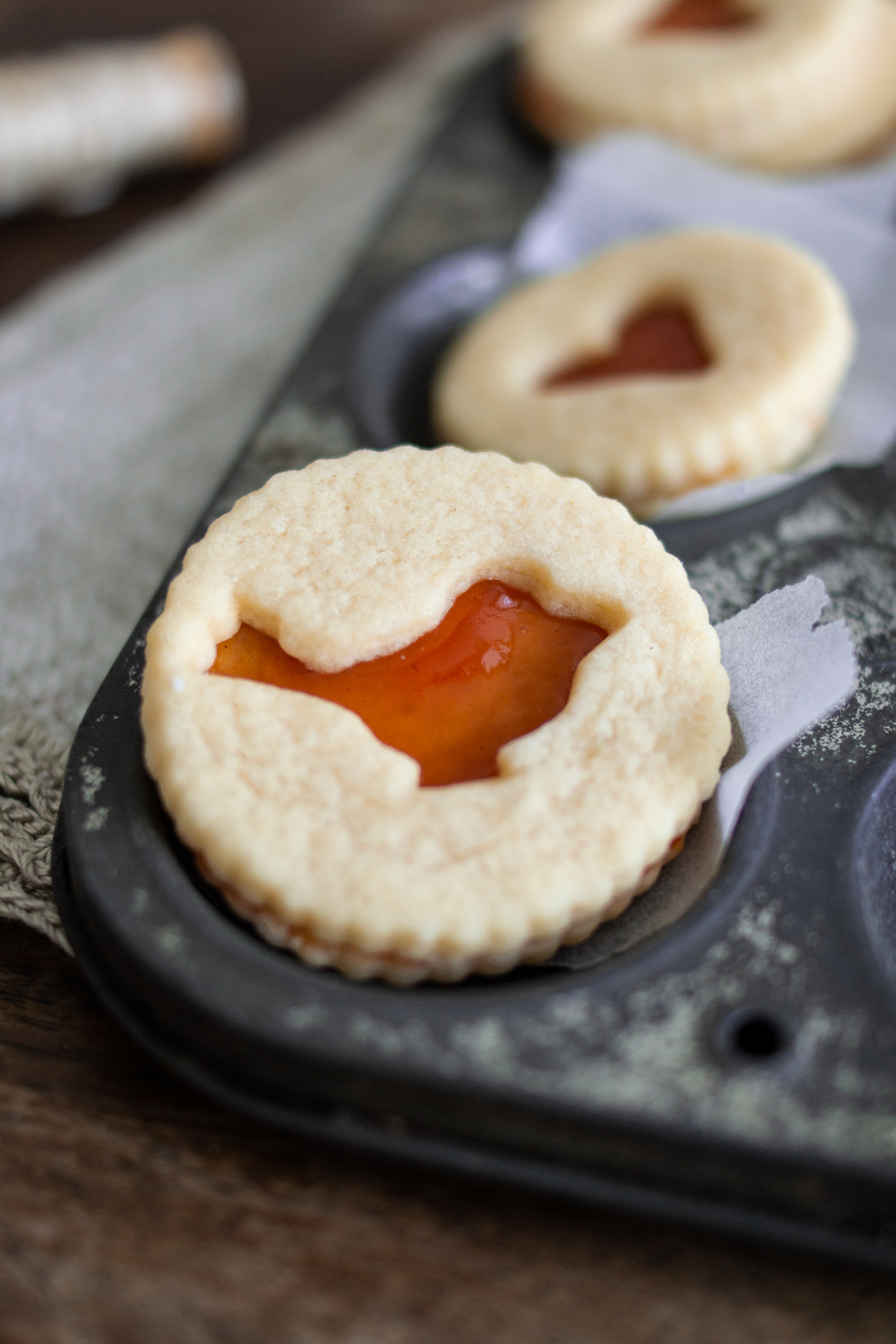 Linzer Kekse mit Plätzchenteig, der nicht kühlen muss