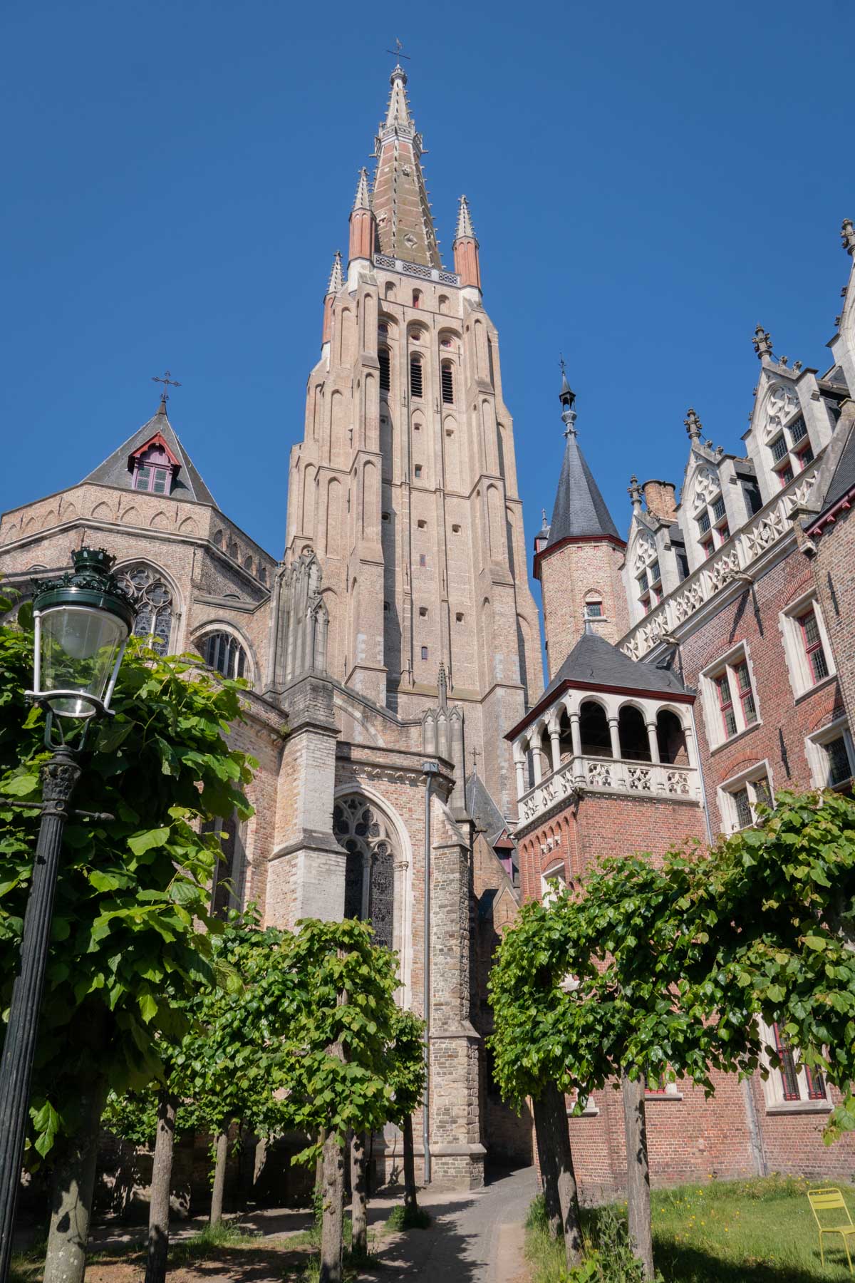 Liebfrauenkirche von der Bonifaziusbrücke