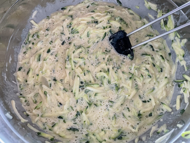 Herzhafter Zucchinikuchen - LieberBacken